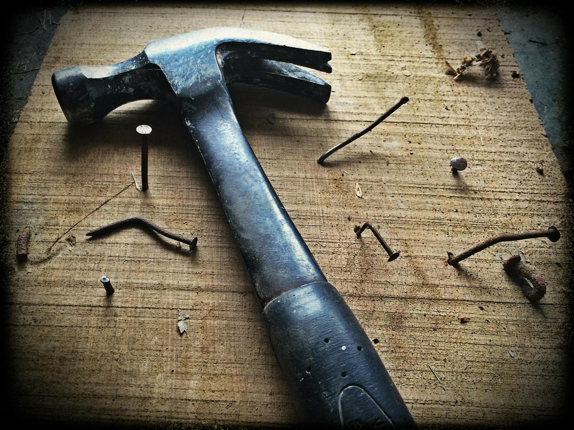 Erreurs fréquentes en bricolage : Évitez ces pièges !